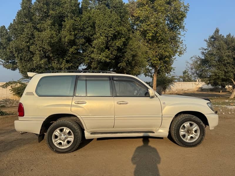 Toyota Land Cruiser 2002 3