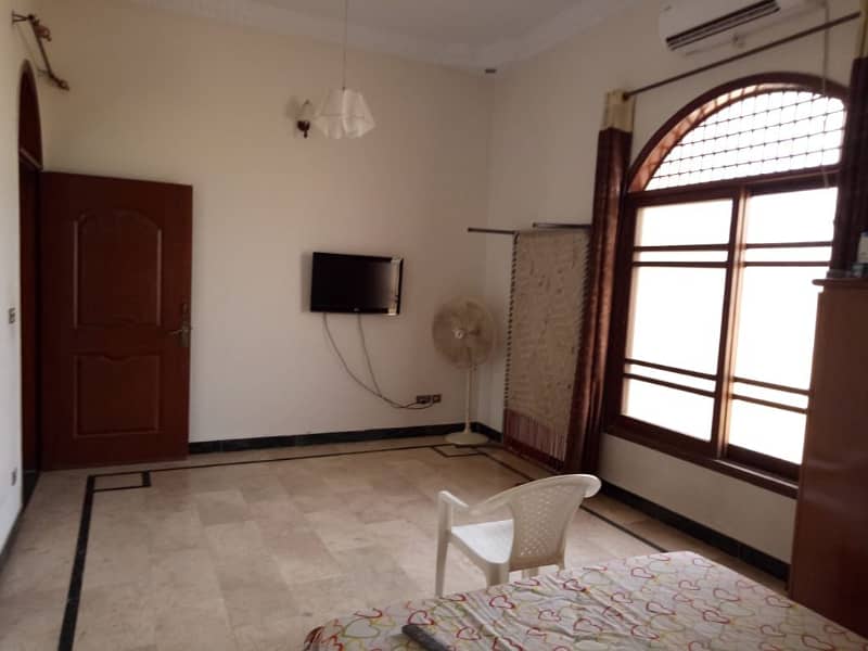 600 Sq. Yard G+1 House Sale Gulshan E Iqbal Karachi Sindh 2