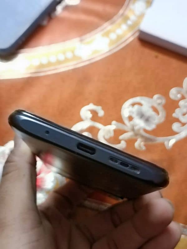 Redmi 9T in great condition with box and charger 6