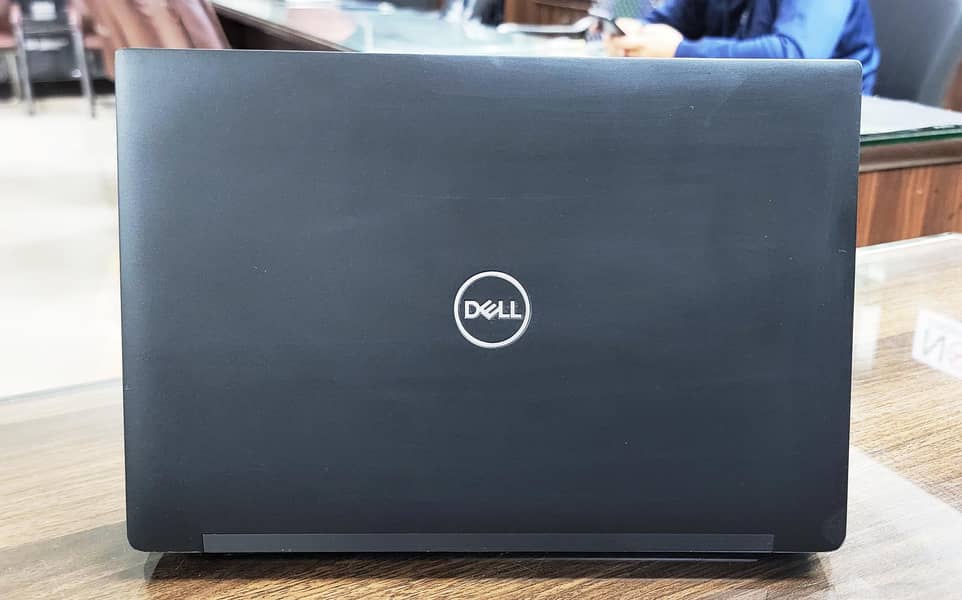 DELL LATITUDE 7390 | CORE I7 | 8 GEN | QUADCORE | SSD | ULTRABOOK 1