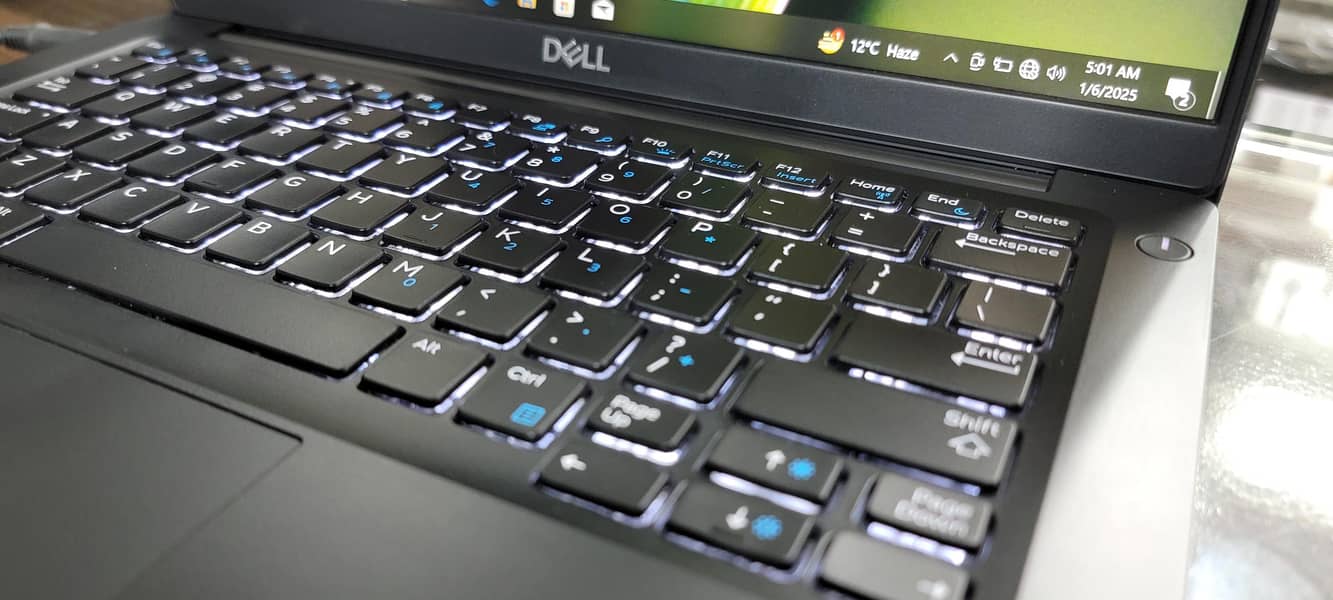 DELL LATITUDE 7390 | CORE I7 | 8 GEN | QUADCORE | SSD | ULTRABOOK 3