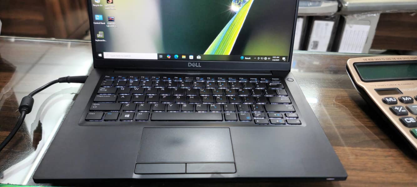 DELL LATITUDE 7390 | CORE I7 | 8 GEN | QUADCORE | SSD | ULTRABOOK 9