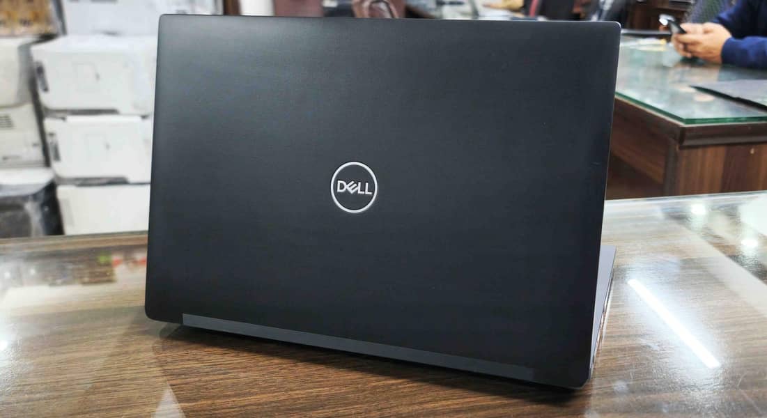 DELL LATITUDE 7390 | CORE I7 | 8 GEN | QUADCORE | SSD | ULTRABOOK 11