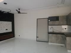 10 Marla House For Sale In Paragon City Lahore