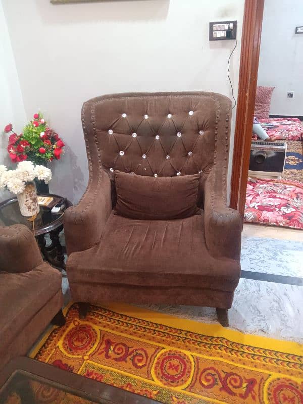 SOFA SET 5 SEATER 2