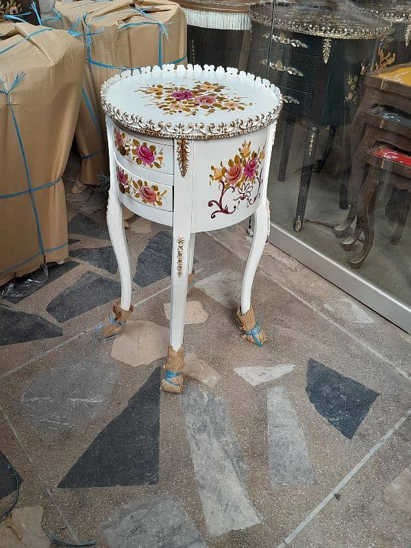 new design table in hole sale price only in 14k 0