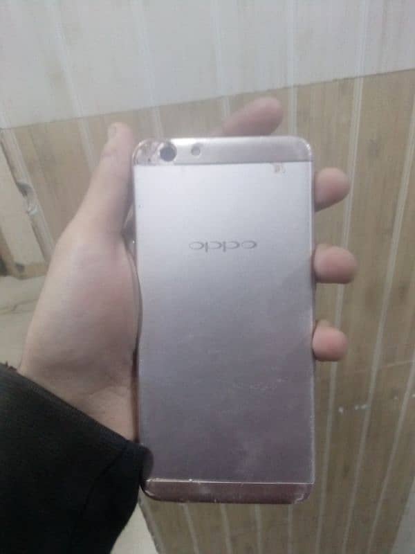 OPPO . 1