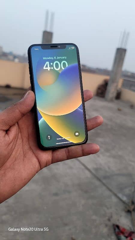 iPhone X 64GB PTA Approved Urgent Sale 9