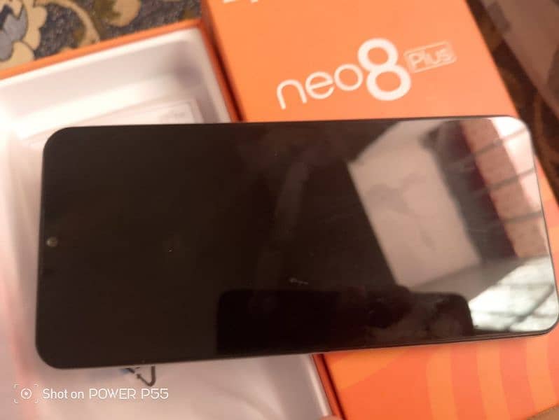 sparx neo 8 plus 1