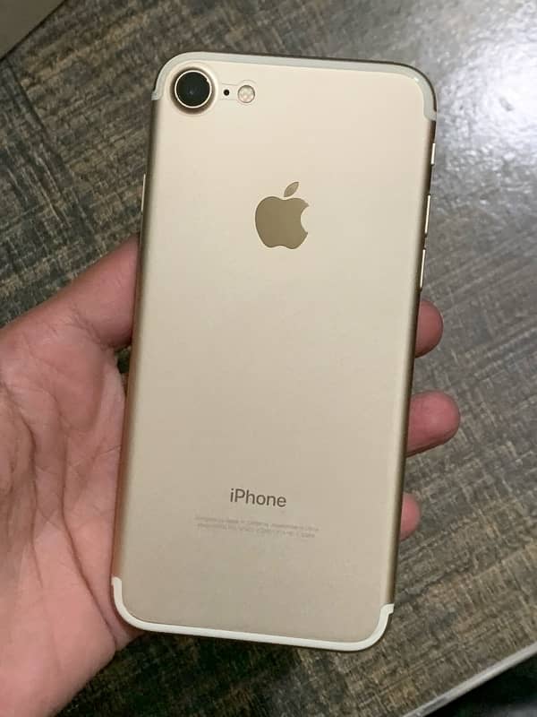 IPHONE 7 32 GB 0