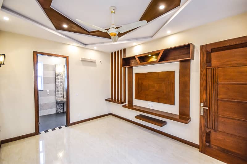 Beautiful Modern Designed 5 Marla House For Sale NOW in DHA 9 TOWN 19