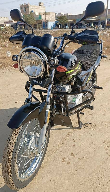 Yamaha Yb125Z  Black Color 2