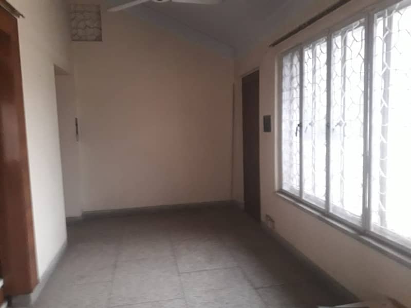 A 1 Kanal House In Gulberg Is On The Market For rent 5