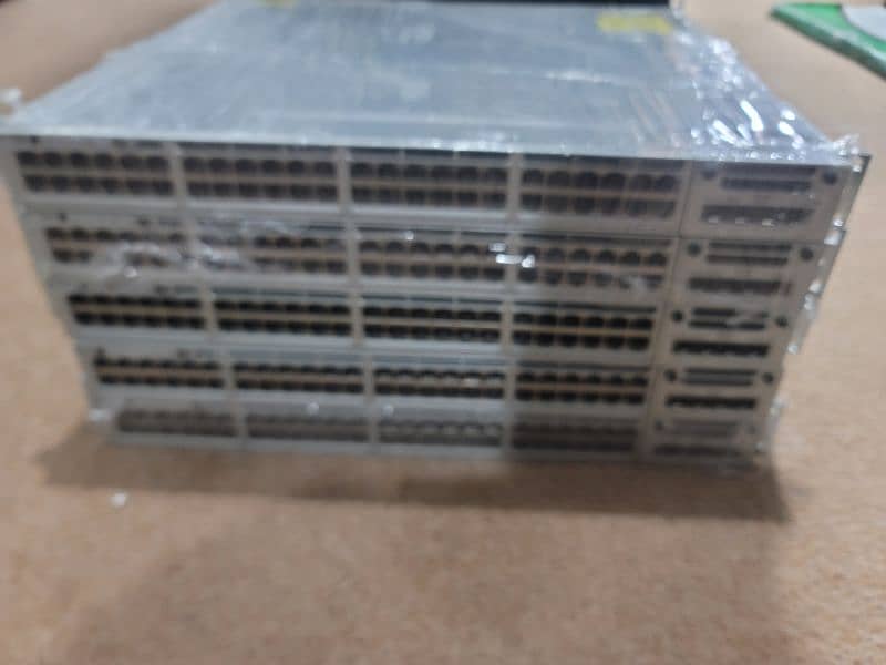 Cisco C3850-48U-E PoE+ 0