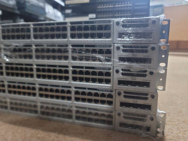 Cisco C3850-48U-E PoE+ 1