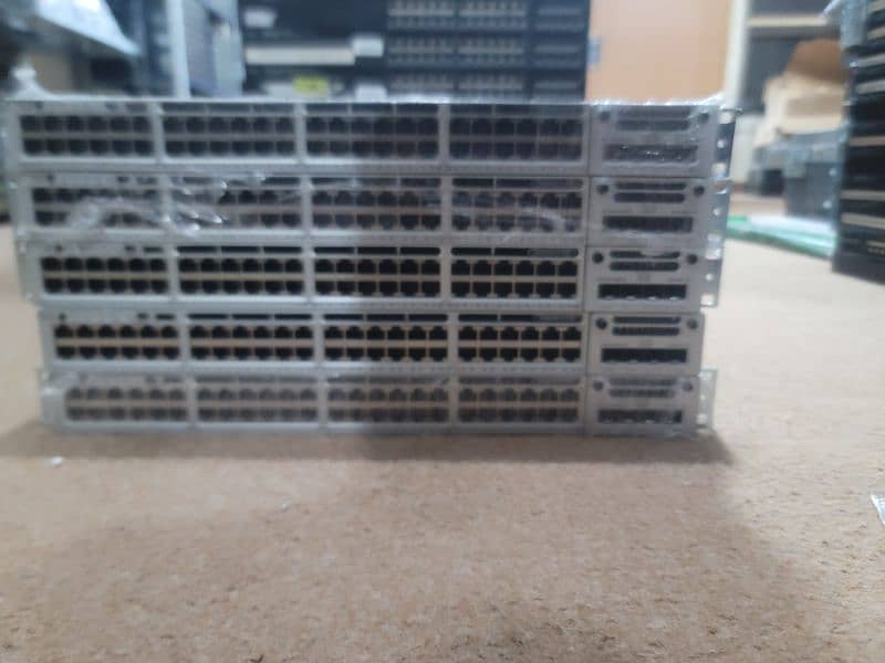 Cisco C3850-48U-E PoE+ 2