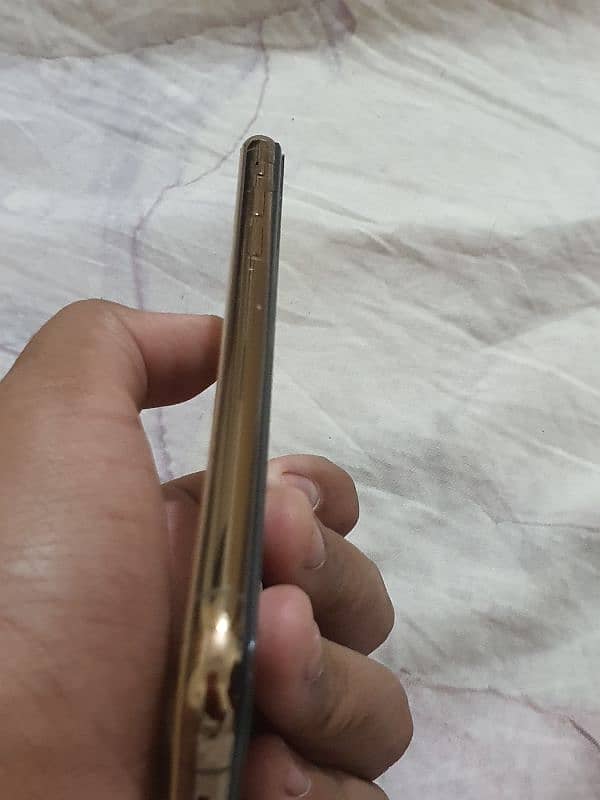 iphone xs 10 by 10 condition 6