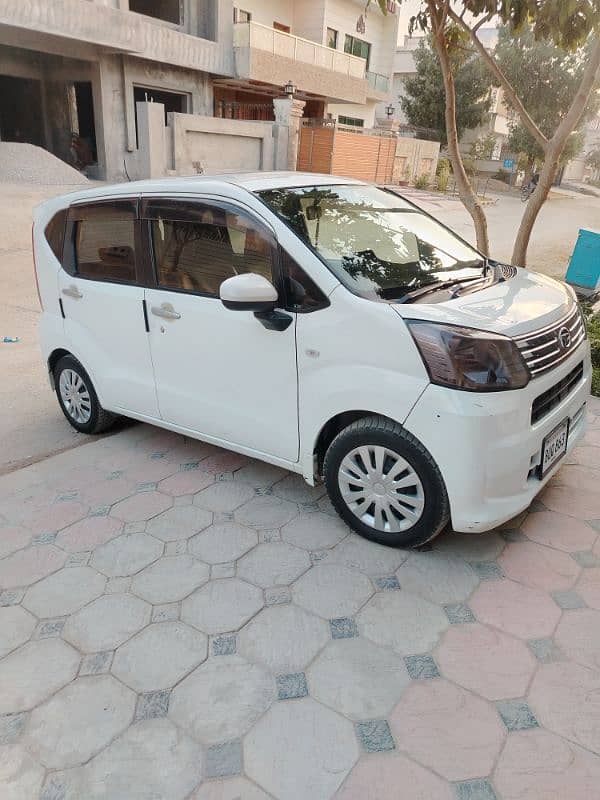 Daihatsu Move 2018 1