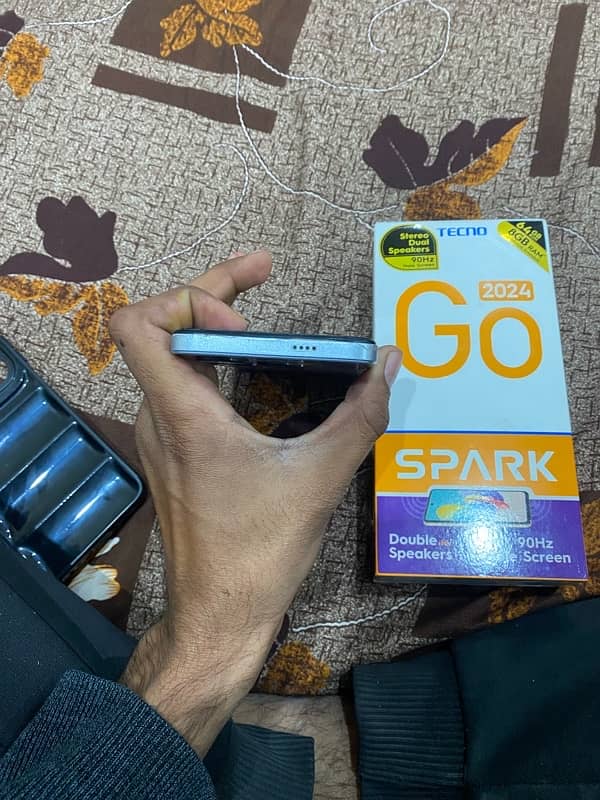 Tecno spark Go 2024 lush condition 4/64 bilkol fresh condition ha 3