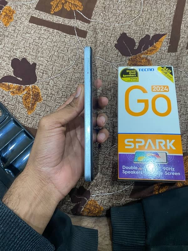 Tecno spark Go 2024 lush condition 4/64 bilkol fresh condition ha 6