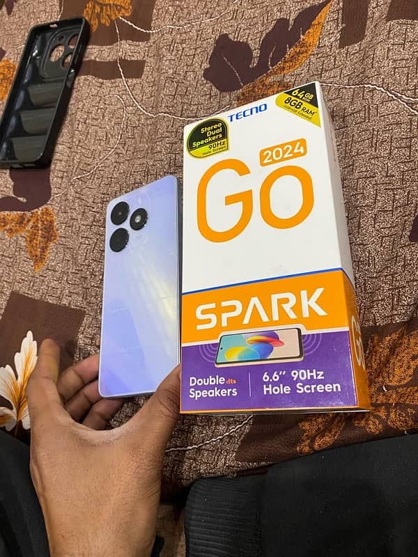 Tecno spark Go 2024 lush condition 4/64 bilkol fresh condition ha 7