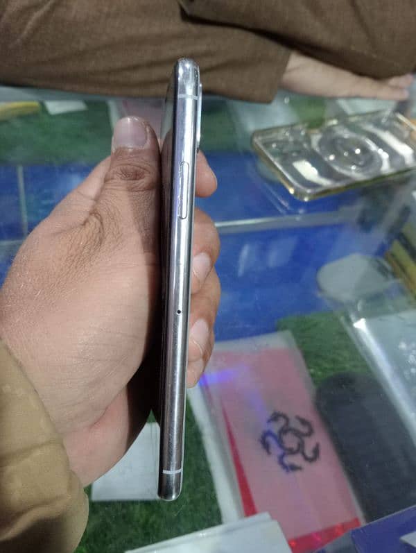 iPhone X non pta 3