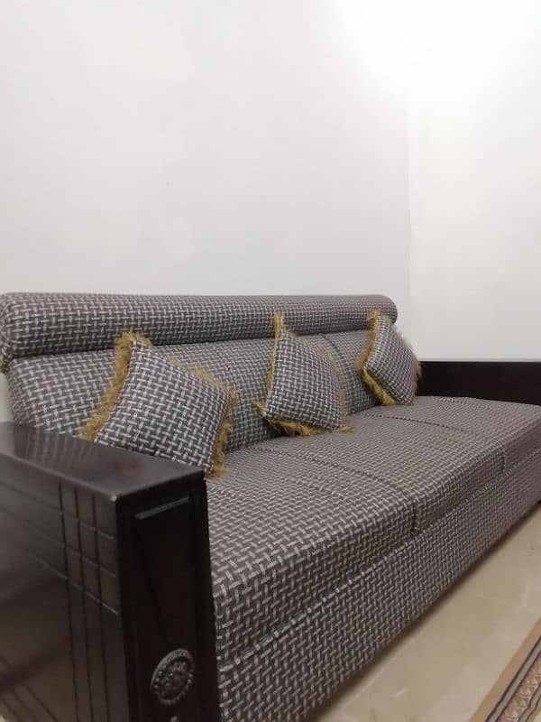 5 seater sofa 2