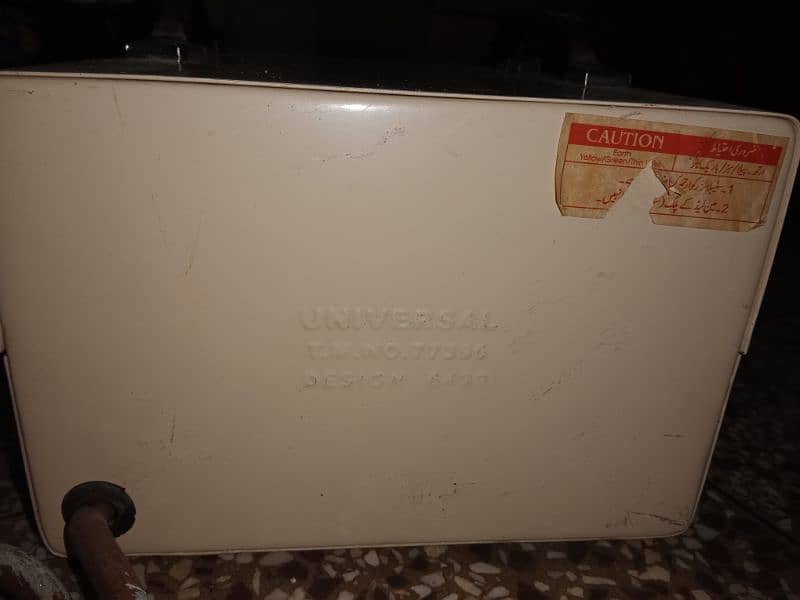 Universal Stabilizer 5000 Watts A-50 6