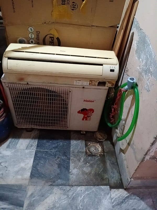 Haier 1 ton Sada AC gass nahi hai leekage nahi hai 4