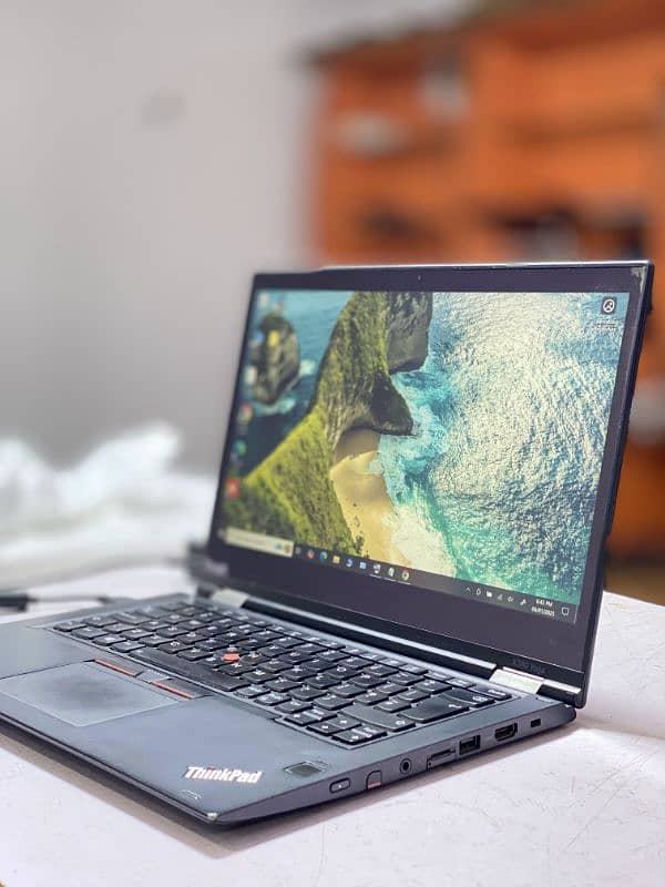 Lenovo yoga X380 1