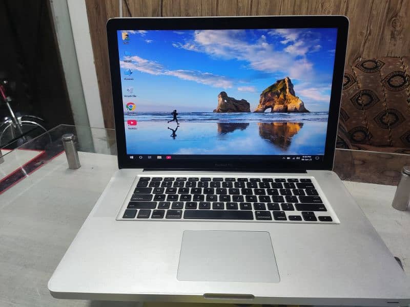 MACBOOK PRO 1