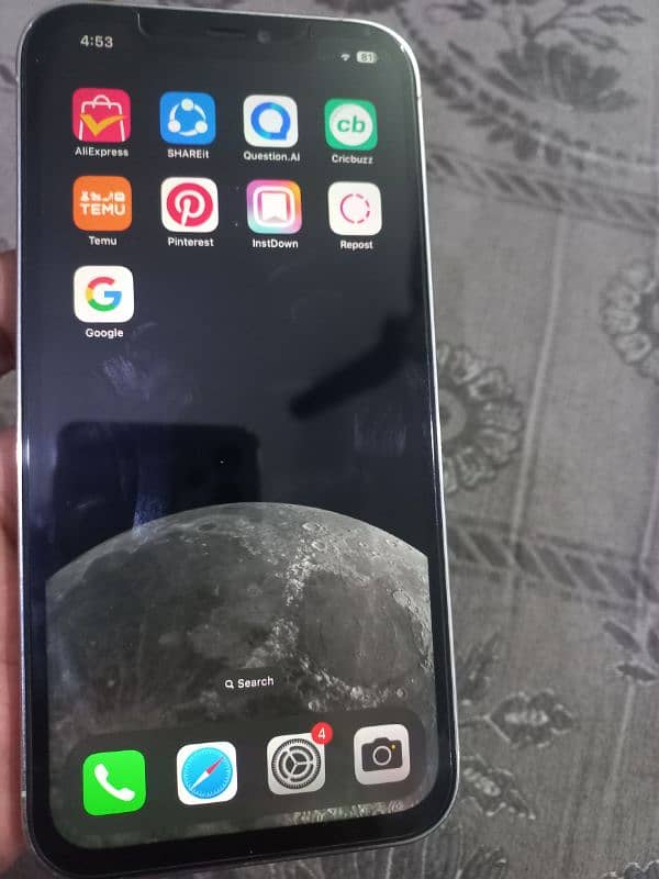 IPHONE 12 PRO MAX FACTORY UNLOCK IN GOOD CONDITION 4