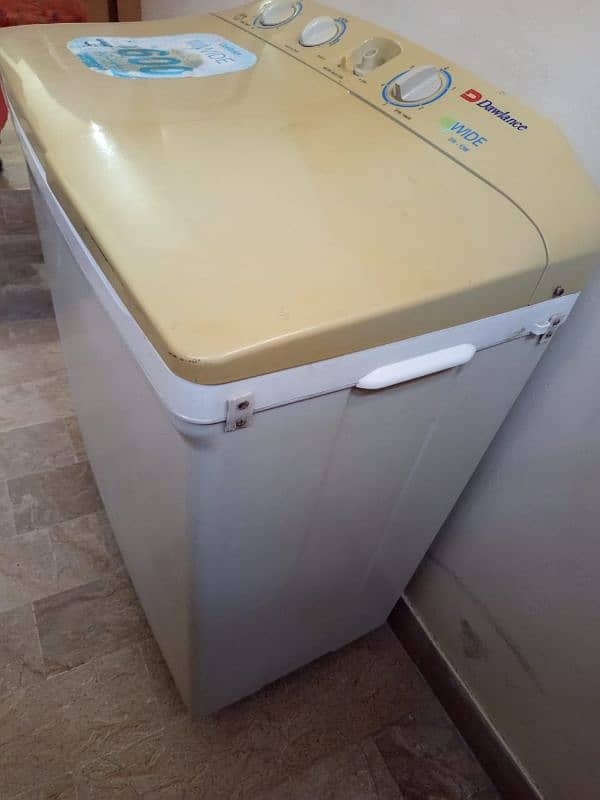 Dawlance Washing Machine in Good Condition 5