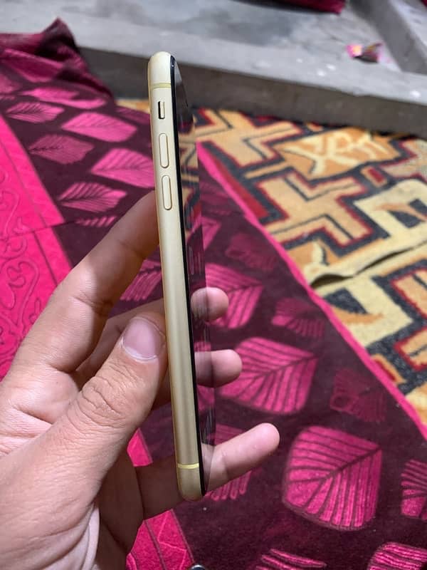 iPhone XR pta 2