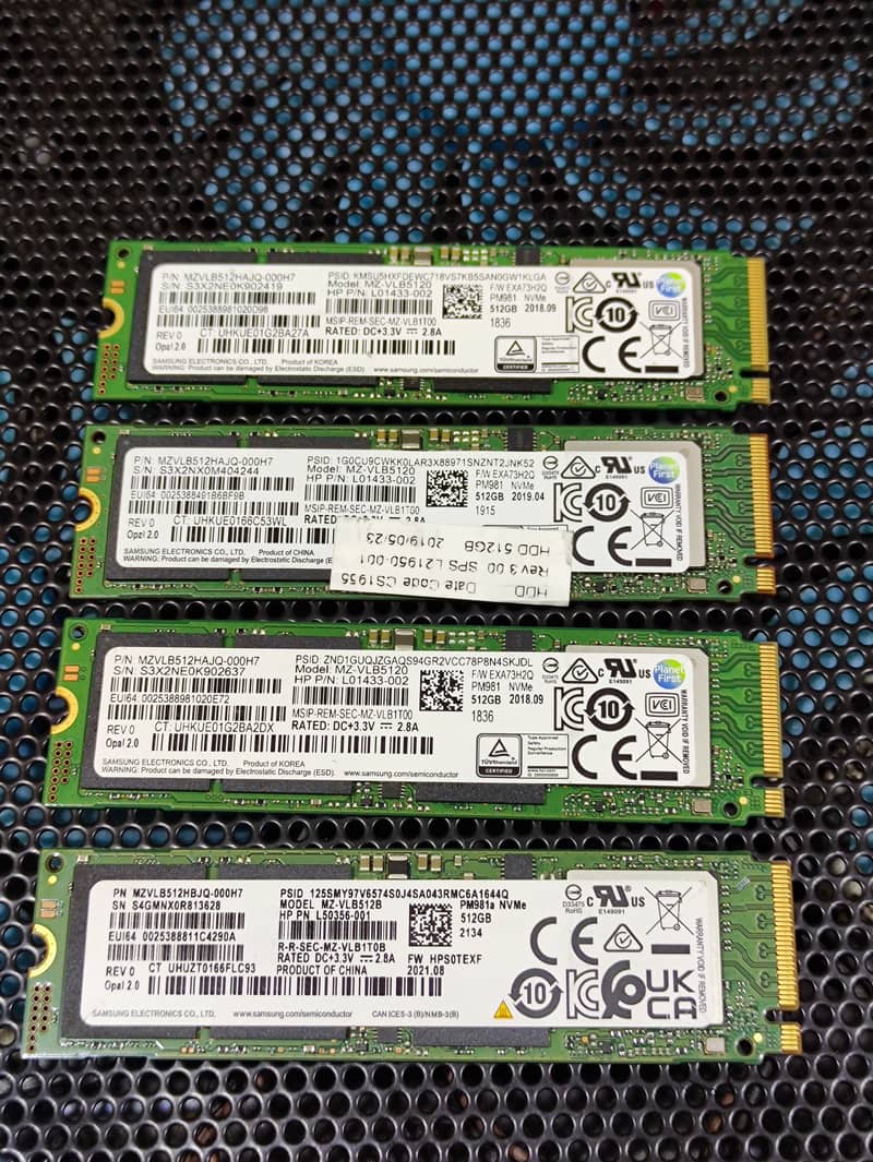 Samsung & WD NVMe SSD - 512GB & SK Hynix 16GB RAM -3200 MHz DDR4 1