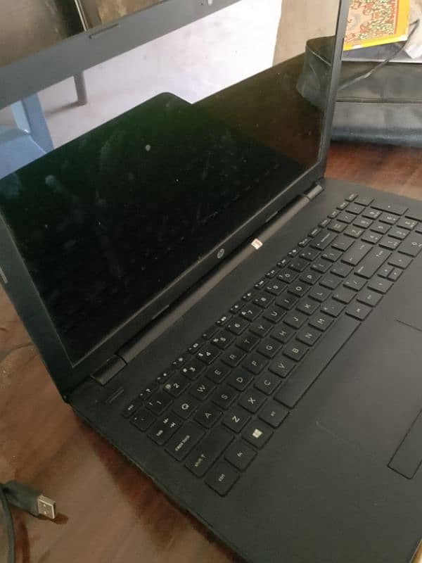 i7  7gen hp pavilion 8GB 128GB ssd Touch screen 15 inch 0