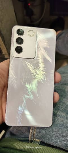 vivo v 27e