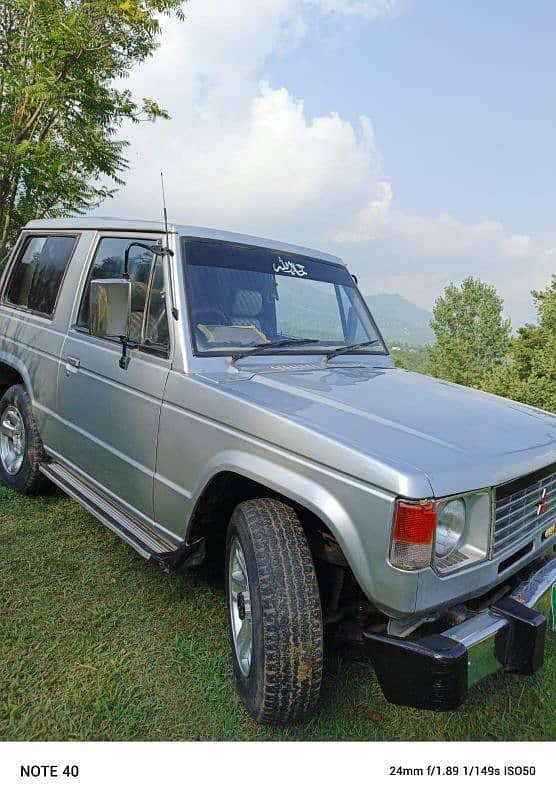 Mitsubishi Pajero 1985 0