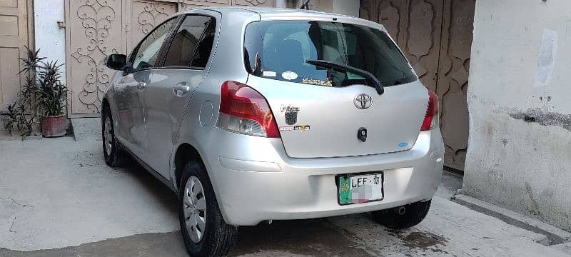 Toyota Vitz 1300cc 2009 5