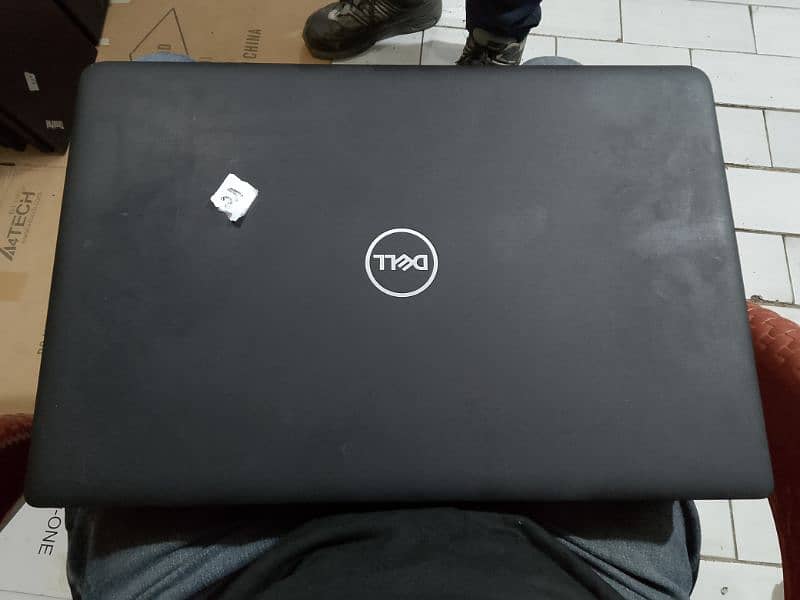 Dell latitude 3500  i7 8th 8gb 256ssd  2gb Nvidia 0