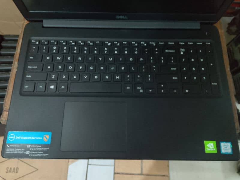 Dell latitude 3500  i7 8th 8gb 256ssd  2gb Nvidia 6