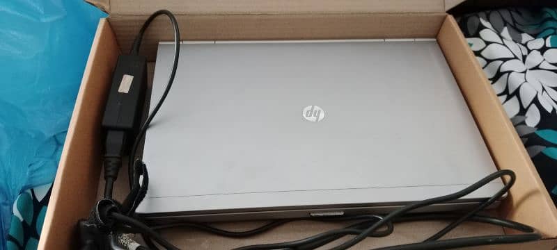 HP Elitebook 8460p 1