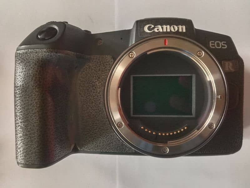 Canon RP Body. 1