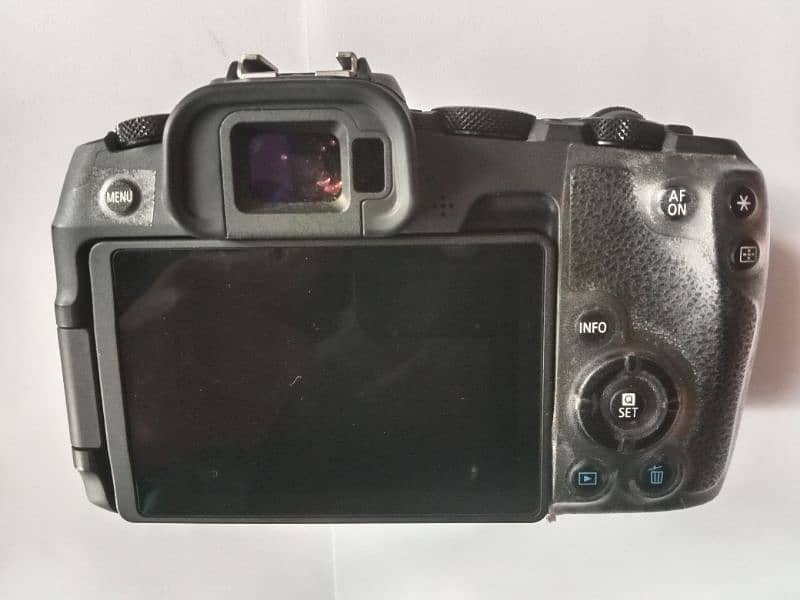 Canon RP Body. 3