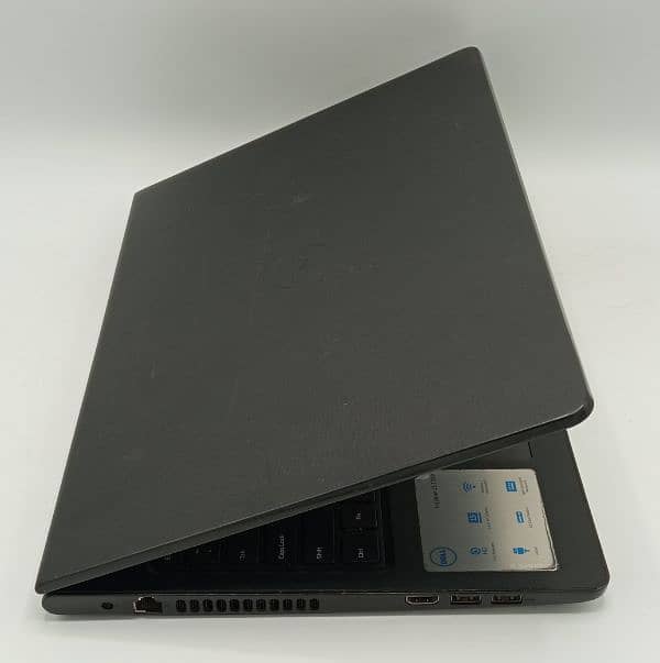 black Dell intel core i5 Inspiron 15 3000 series 7