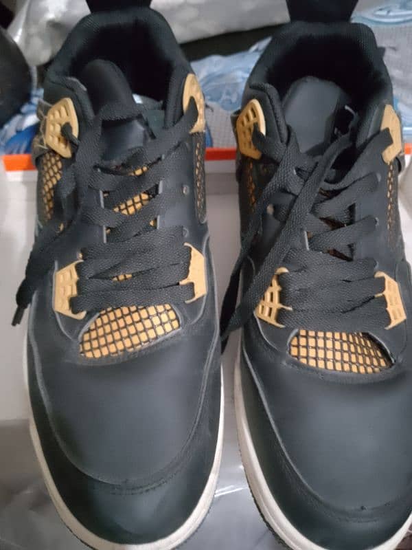 Nike Jordan Black And Gold Edition 0