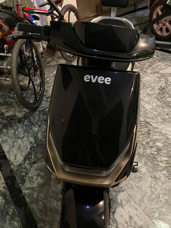 EVE GENZ SCOOTER 2