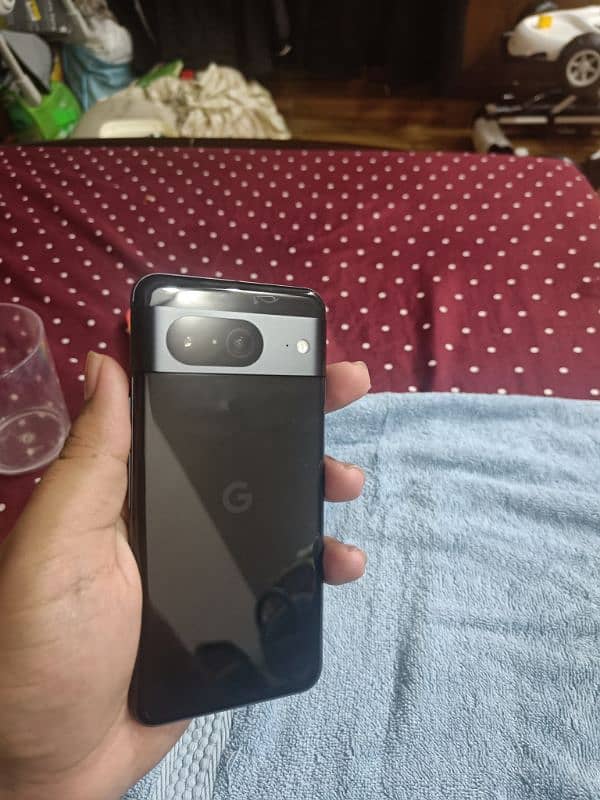 Google Pixel 8 5