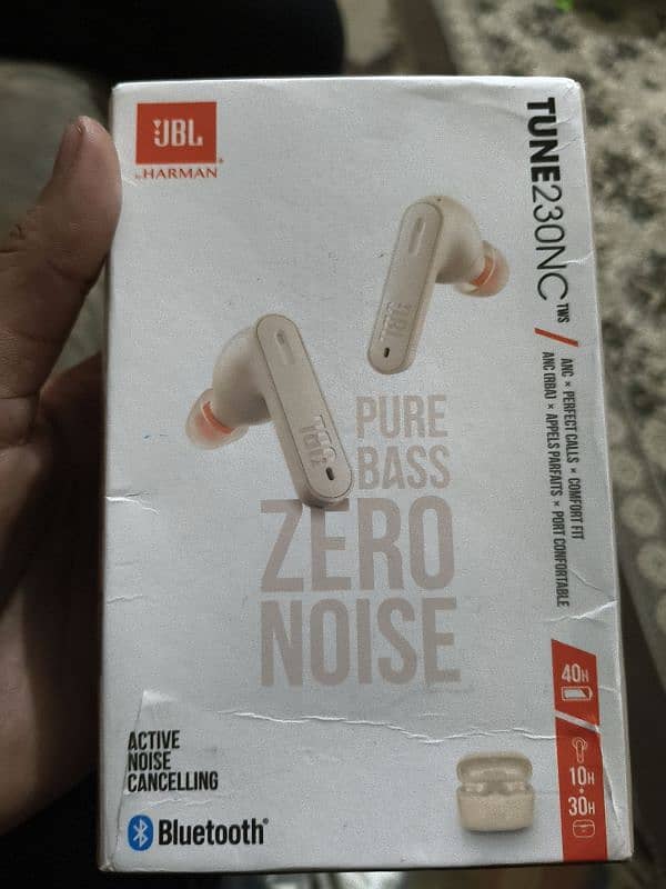 JBL tune 230nc 0