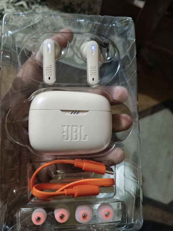 JBL tune 230nc 2